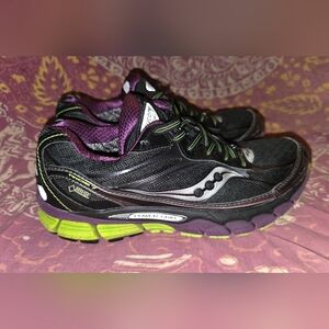 Saucony Women's Black Purple Athletic Running Shoes with Lime Accents